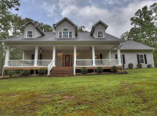 1181 Peter Knob Rd, Blue Ridge, GA 30513