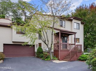 14 Kennedy Ct, Middletown, NJ 07748