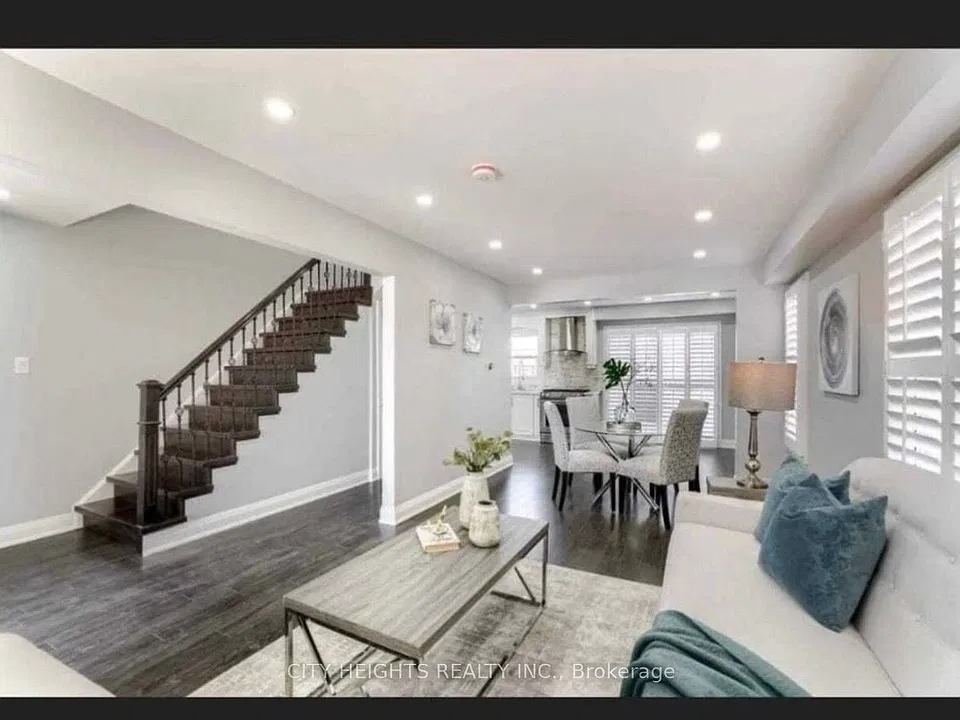 62 Aurora Pl