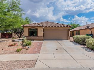 703 W Calle Coroza, Sahuarita, AZ 85629