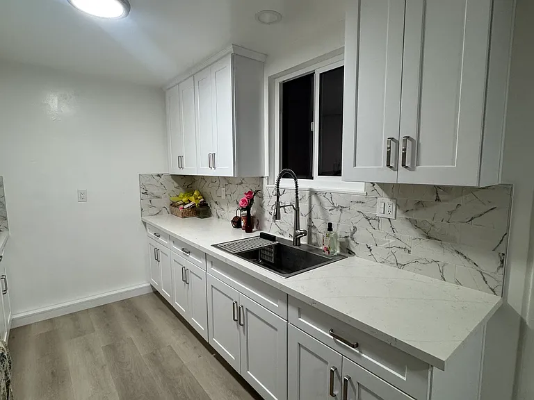 319 Le Borgne Ave — Photo 8