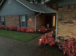 9842 Ellerbe Rd, Shreveport, LA 71106