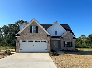 4644 Orchard Grove Dr, Clemmons, NC 27012