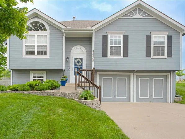 11400 N Ewing Ave, Kansas City, MO 64156