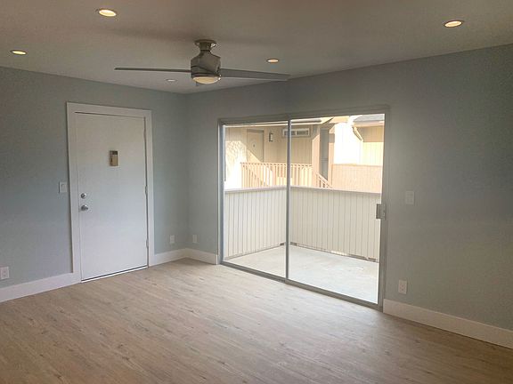 3rd image of 4902-4922 Charlene Cir #4902-05
