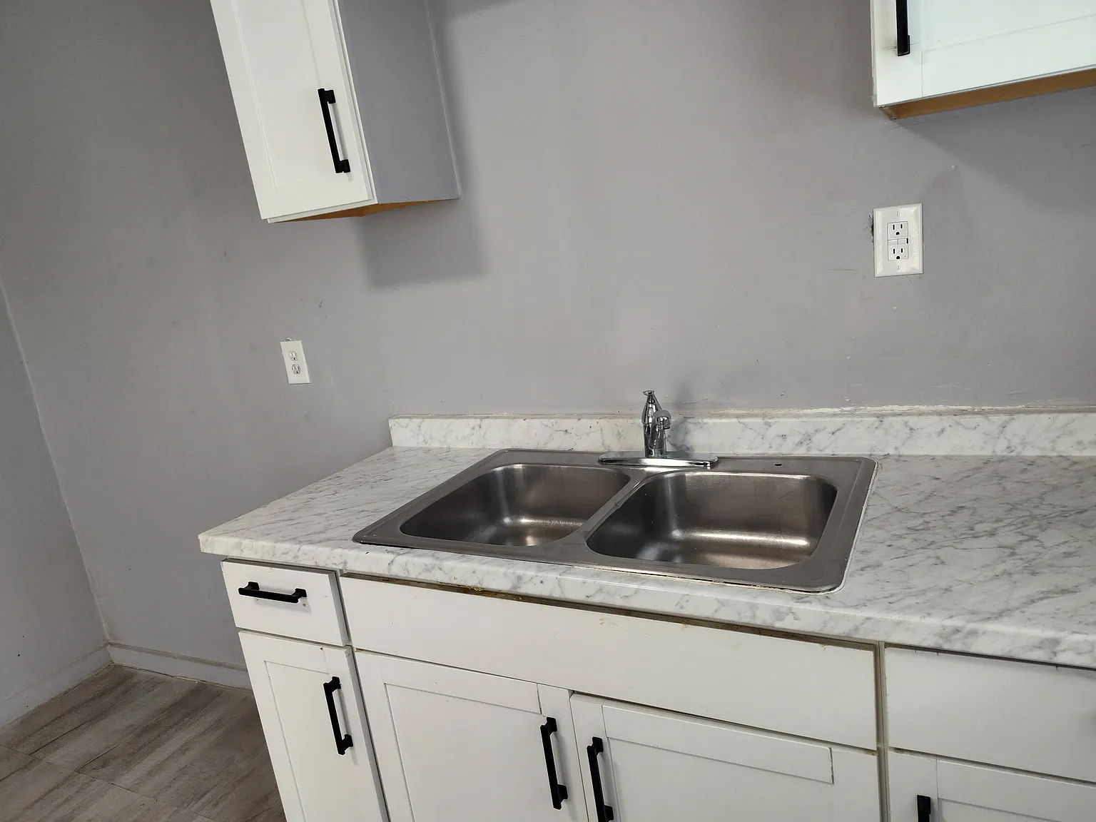 3 bed, 1100 sqft, $1,300 — Photo 3