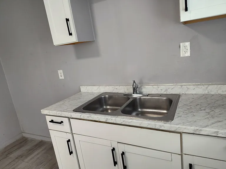 2092 Cleveland Ave #2092 — Photo 3