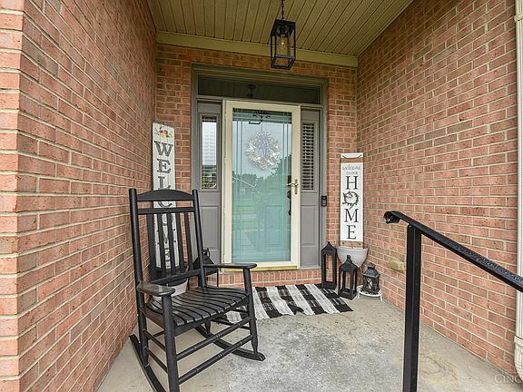 2nd image of 6783 Grimsby Ln