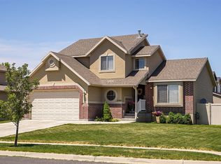 2542 W 1890 N, Clinton, UT 84015