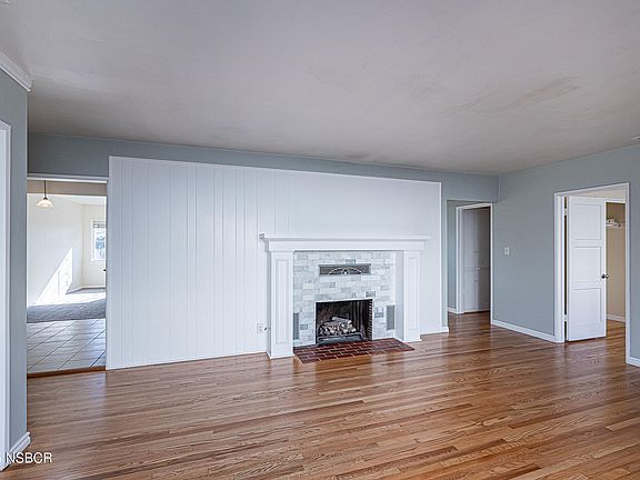 4th image of 331 E Park Ave