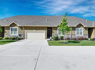 16320 W 167th Ct UNIT 154, Olathe, KS 66062