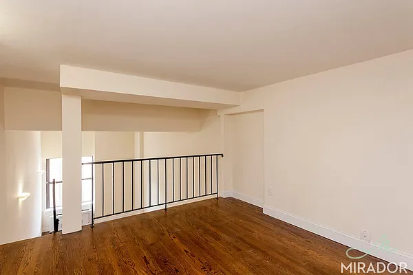 Rented by Mirador Real Estate | media 9