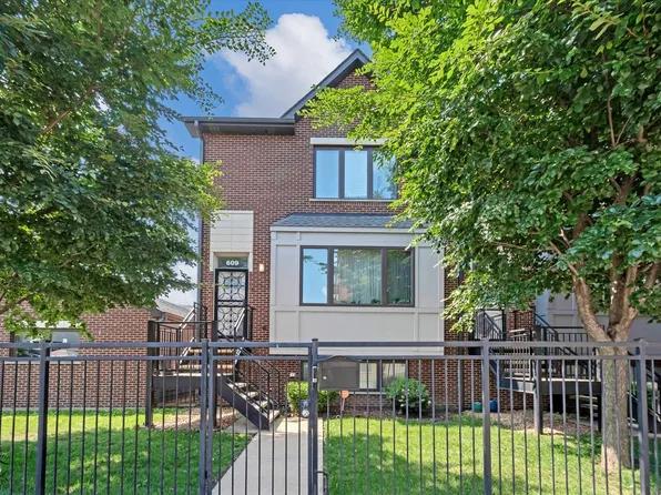 609 E 48th St, Chicago, IL 60615