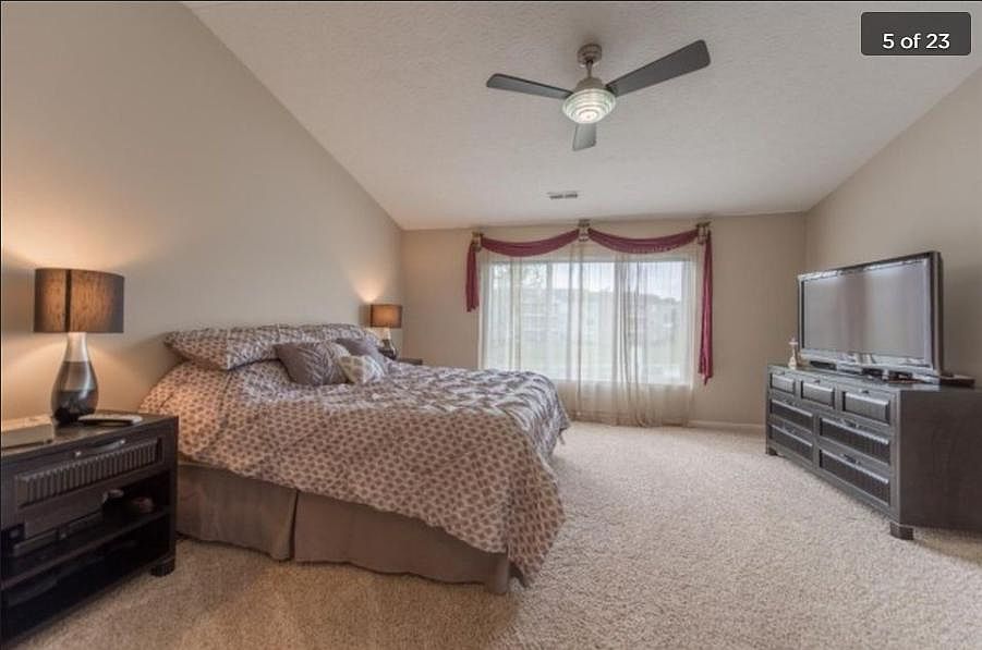 1st image of 5623 Dockside Dr #2