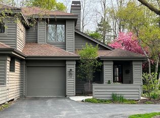 1097 Woodlake Rd UNIT 3A, Kohler, WI 53044