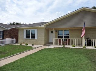 3236 Santa Rosa Dr, Gulf Breeze, FL 32563