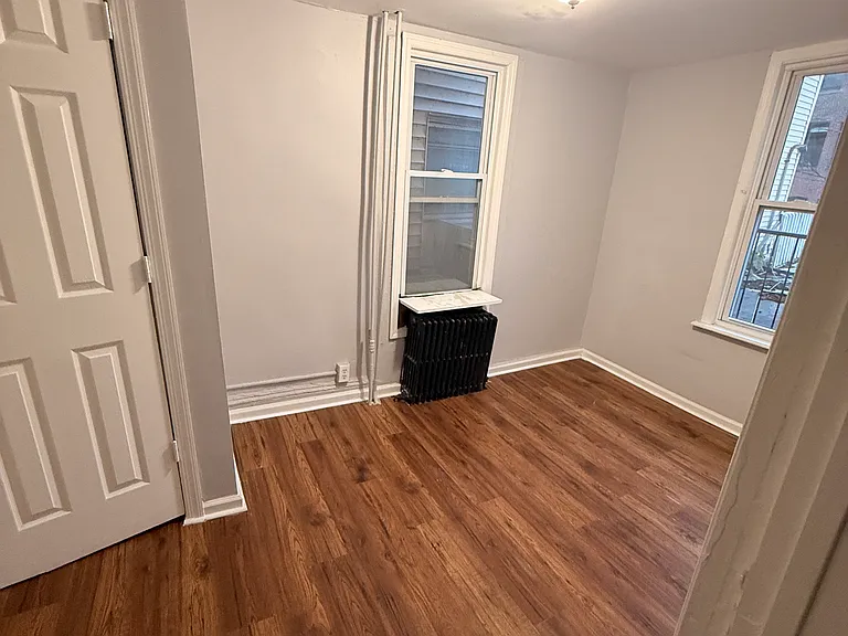 52 Harrison Ave #2 — Photo 2