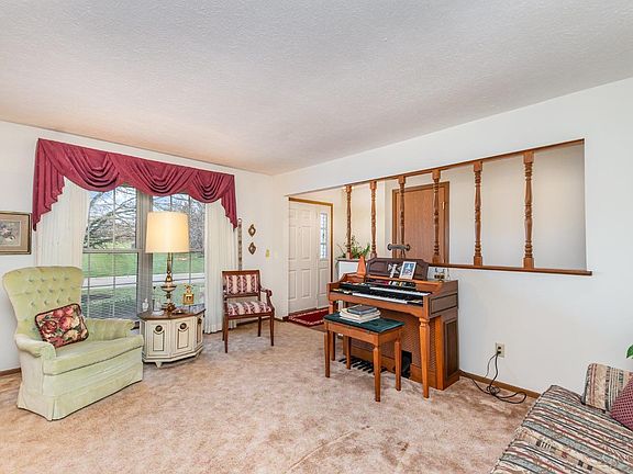 5th image of 5638 Fawnwood Ln