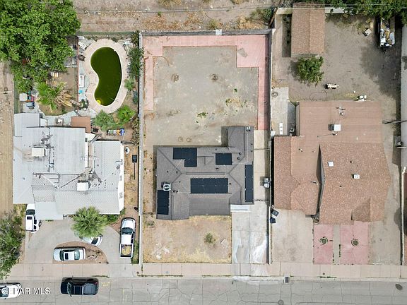 5th image of 137 Anita Cir