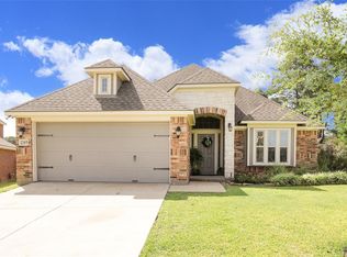 2315 Parker Ct, Brenham, TX 77833
