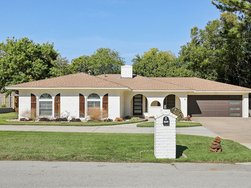 1st image of 3554 Mercury Dr