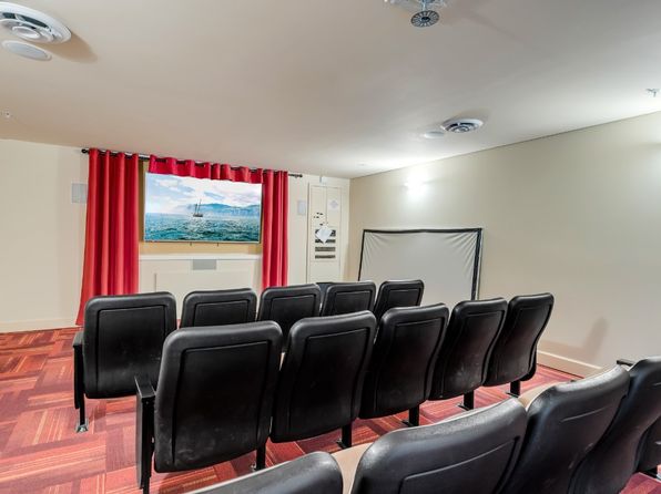 1947 Underhill St UNIT 704, Kelowna, BC V1X 7Z5