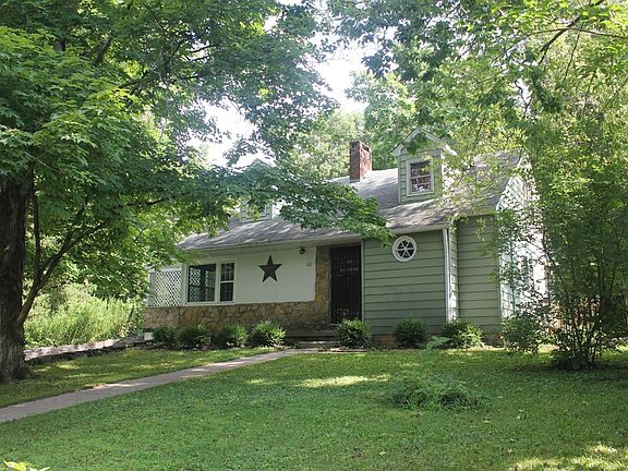 2nd image of 101 Tolliver Ln