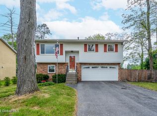 222 17th St, Schenectady, NY 12306