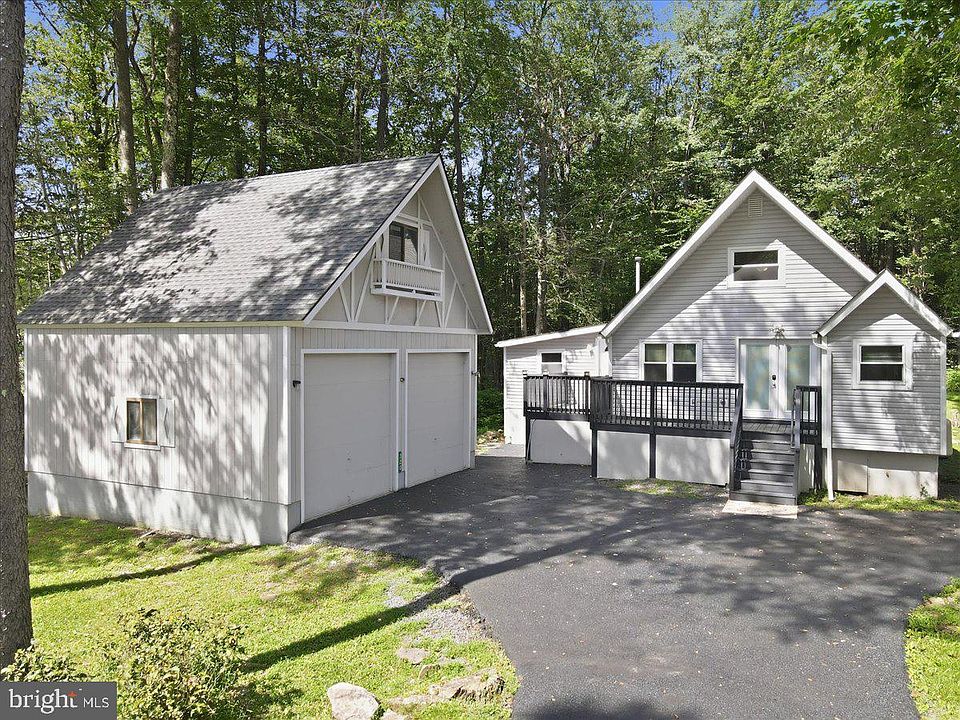 1st image of 320 Lamont Way