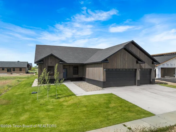 1046 Pawnee Rd, Driggs, ID 83422