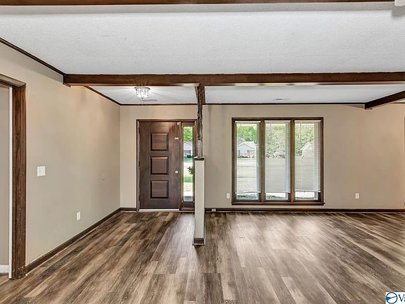 4th image of 108 Independence Dr