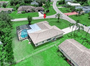 2467 SE Wishbone Rd, Pt Saint Lucie, FL 34953