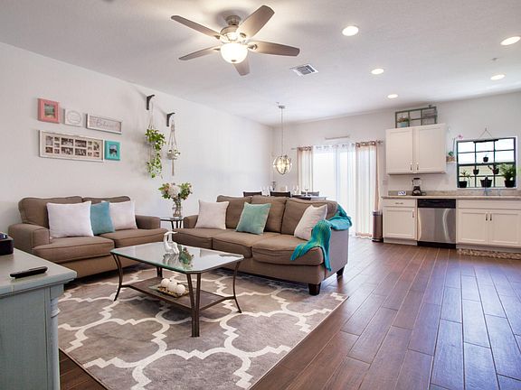 Home For Sale In Cricket Club