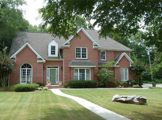 1201 Timberland Ct SW, Decatur, AL 35603