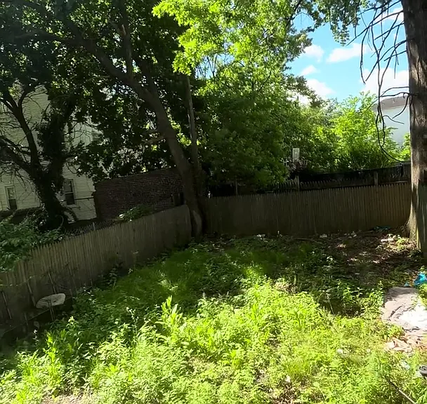 482 Avon Ave — Photo 26