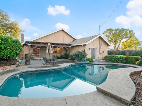 5001 Boyd Dr, Carmichael, CA 95608