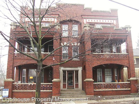 4th image of 353 College Ave SE APT 3