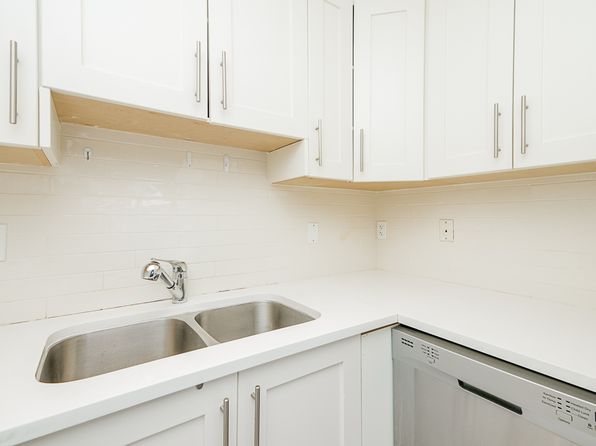 3 bedroom rental in Vancouver — photo 9