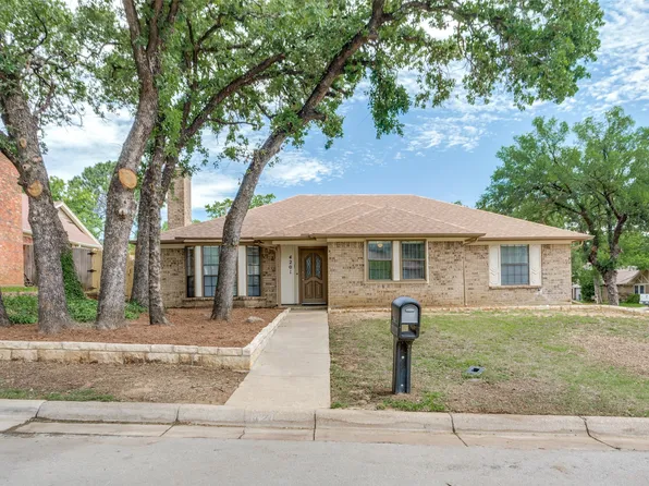 4201 High Mesa Ct, Arlington, TX 76016