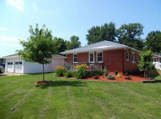 1001 S Church St, Fulton, IL 61230