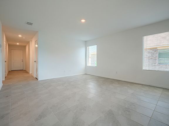 4th image of 1504 Vattier St