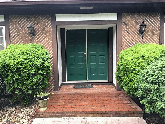 4th image of 6403 Hidden Valley Dr