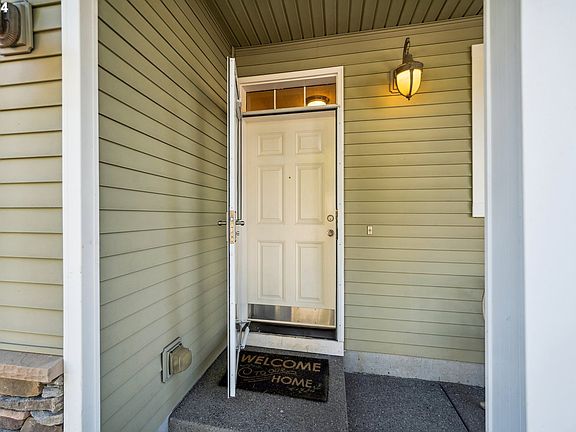 2nd image of 705 NW 22nd Ave