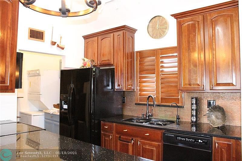 1st image of 4225 Bougainvilla Dr