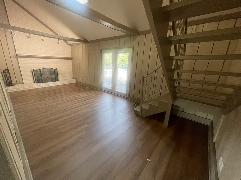 5211 River Rd — Photo 24