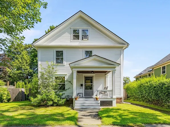 21 5th Ave, Northampton, MA 01060