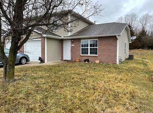 685 W Country Squire Ct, Columbia, MO 65202