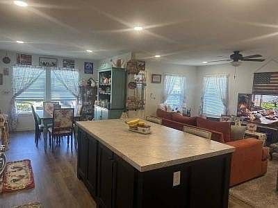 3rd image of 601 N Kirby St Space 107