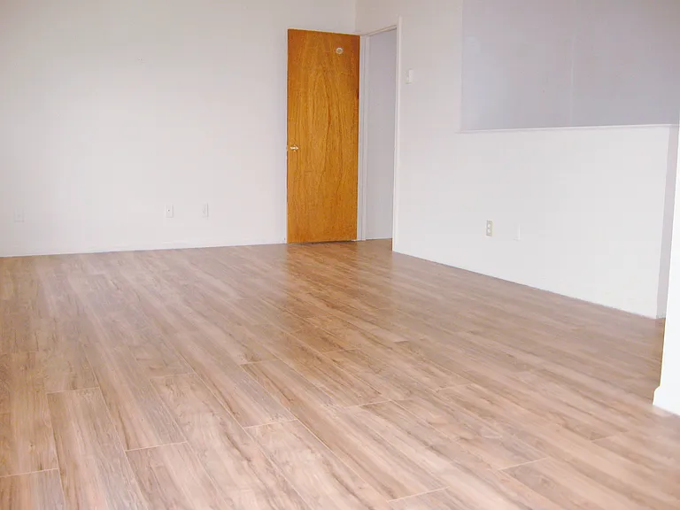 642 Genesee St #1 — Photo 6