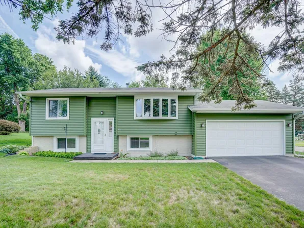 501 Michele St, Mount Horeb, WI 53572